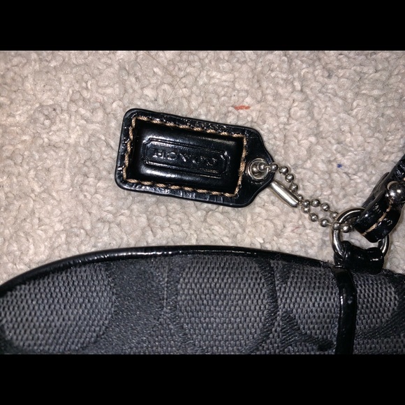 Coach Wristlet - Picture 2 of 5